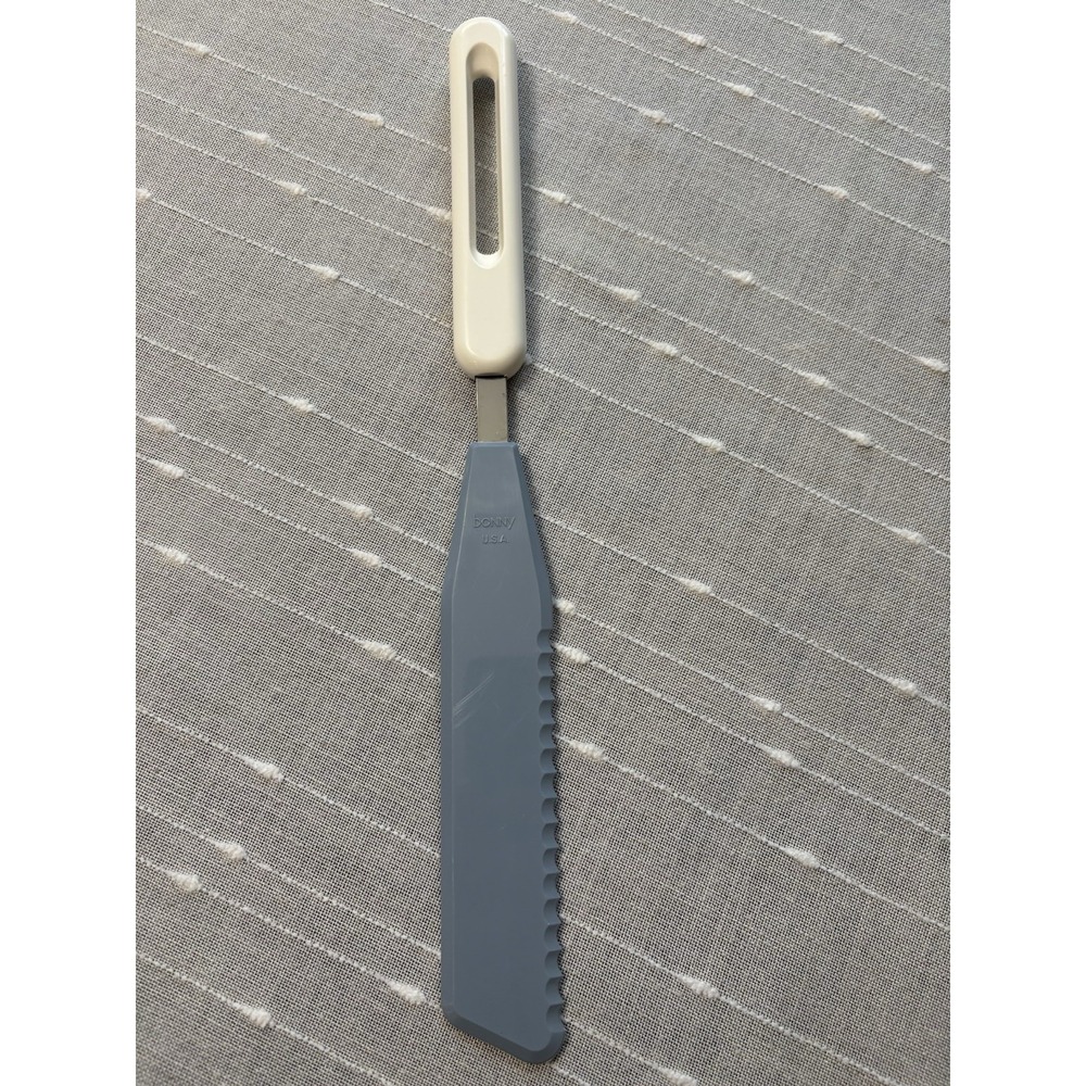 Vintage Bonny SERRATED NYLON ICING SPREADER Spatula Plastic Handle 13.5" USA
